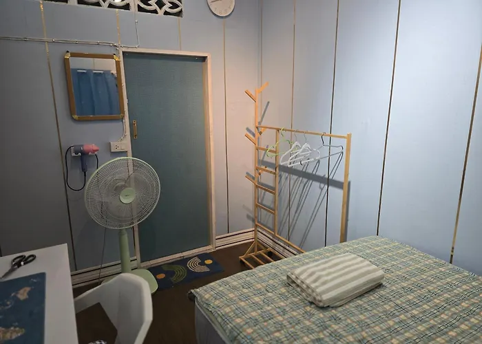 Apartment 100 Luxury Air Con With Private Balcony Bangkok